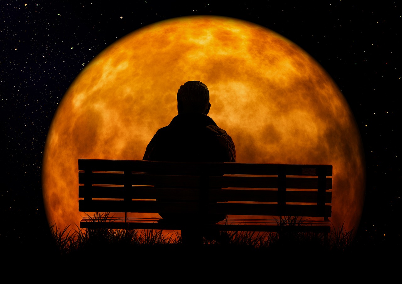 Moon elderly